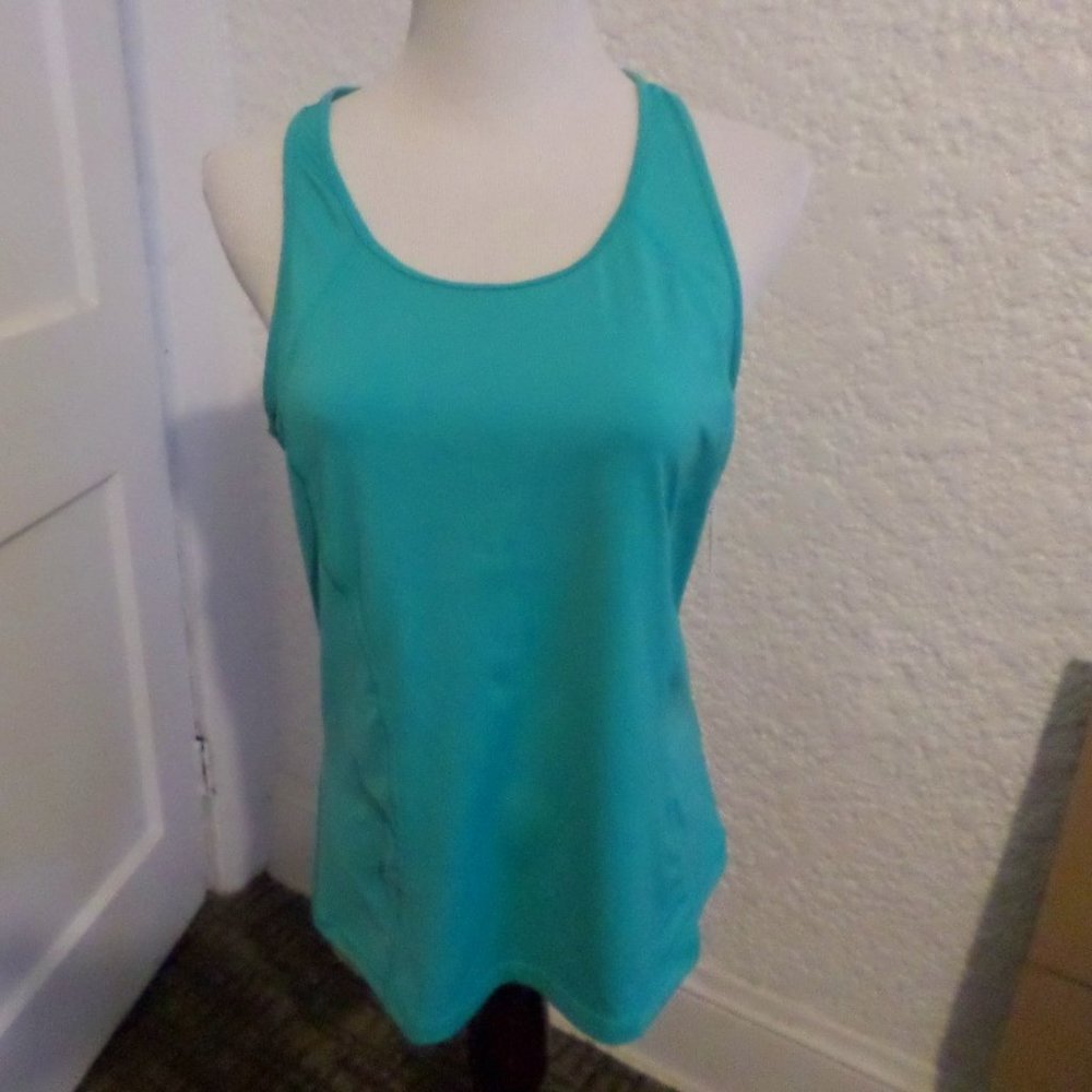 Shape Activewear Women's Racerback Tank NWT Sz L